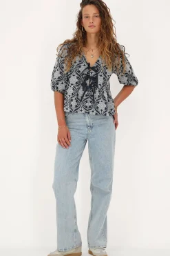 My Jewellery Blouse En Chambray Bleu Avec Broderie Florale Sale