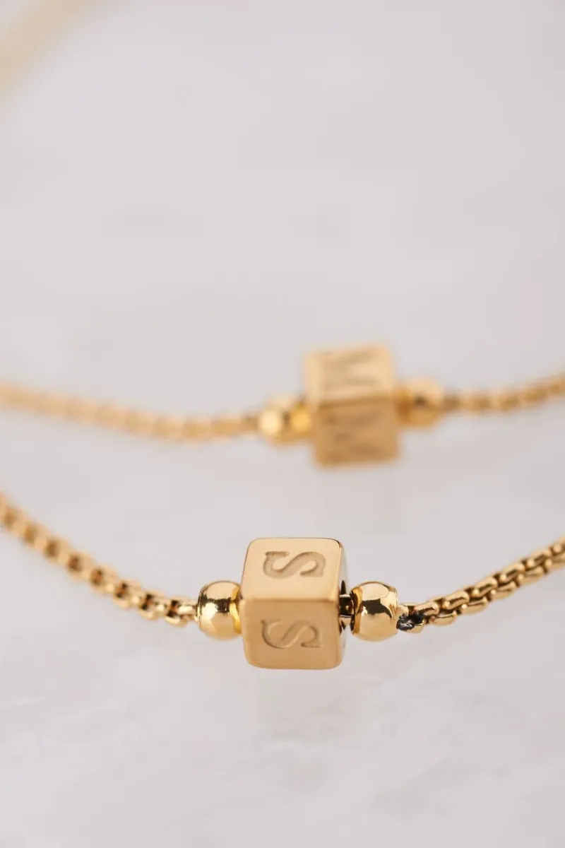 My Jewellery Bracelet Minimaliste Avec Cube Initiale New