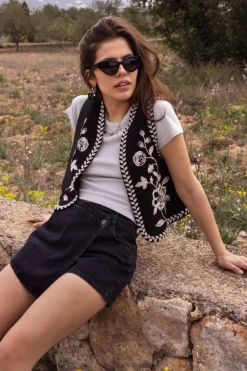 My Jewellery Gilet Noir Avec Broderie Crème Discount
