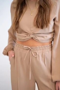 My Jewellery Top Beige En Crêpe à Boutons New