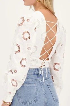 My Jewellery Top Blanc Avec Dos Noué Et Broderie Florale Sale