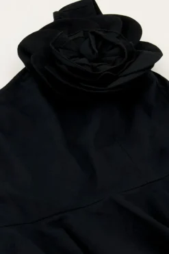 My Jewellery Top Noir Asymétrique Avec Une Grande Fleur Outlet
