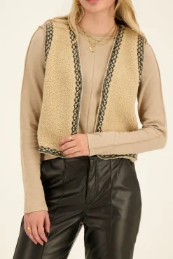 My Jewellery Veste Sans Manche Teddy Beige & Broderie Noire New